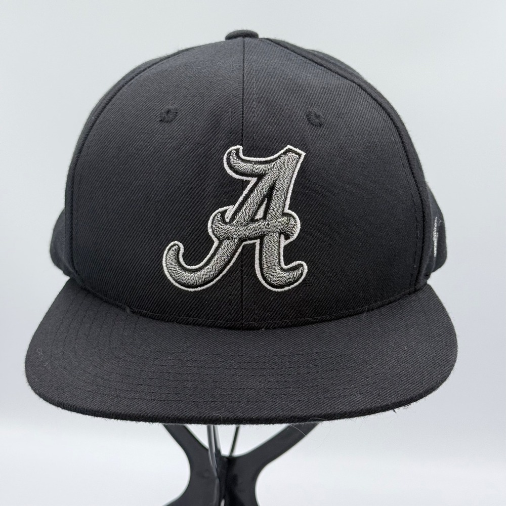 Zephyr Alabama Crimson Tide Snapback Hat Black Embroidered NCAA Cap